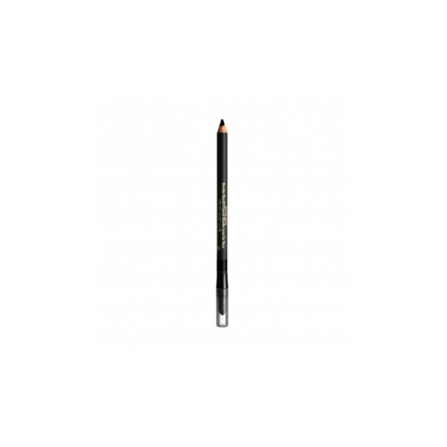 Beautiful color smoky eyes pencil