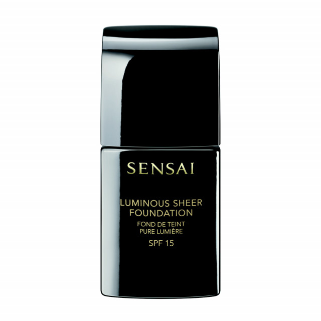 Luminous sheer foundation