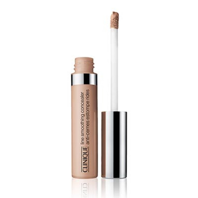 Line smoothing concealer