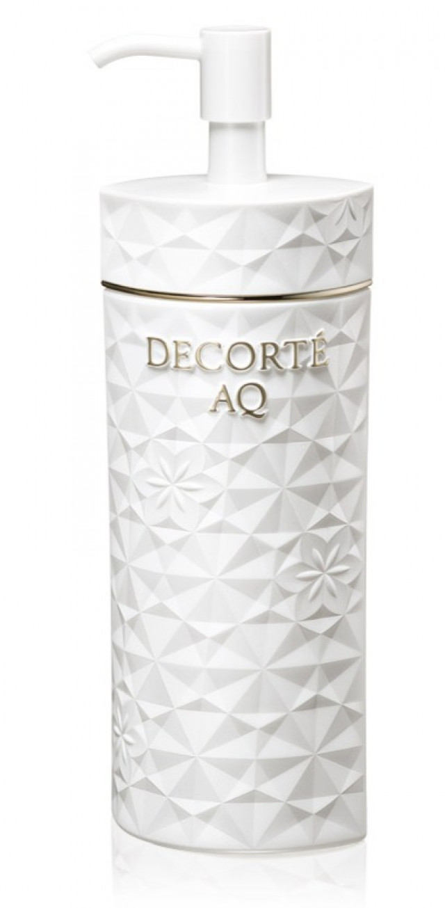 Aq cleansing oil