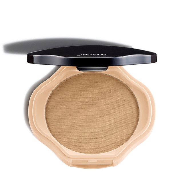 Sheer & perfect compact foundation